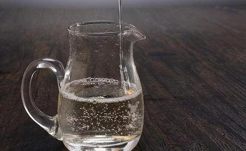 白酒零下几度能冻?白酒储藏多少温度号-图1 白酒零下几度能冻?白酒储藏多少温度号-图1