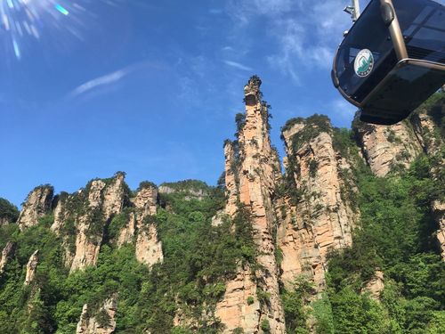 张家界旅游天气如何?张家界现在的天气是多少度-图3 张家界旅游天气如何?张家界现在的天气是多少度-图3