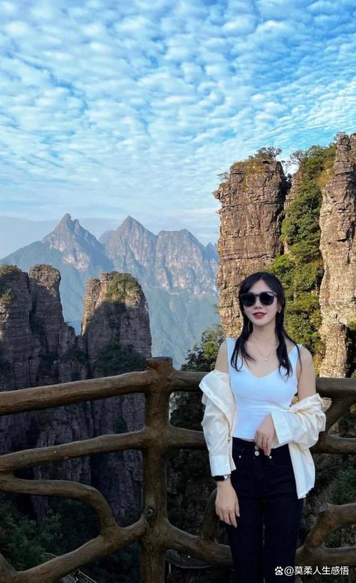 张家界旅游天气如何?张家界现在的天气是多少度-图2 张家界旅游天气如何?张家界现在的天气是多少度-图2