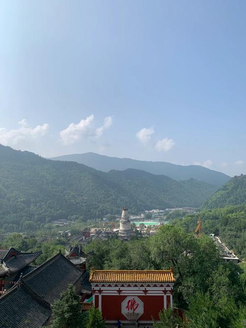 4月份去五台山冷不冷?五台山5月是多少度-图1 4月份去五台山冷不冷?五台山5月是多少度-图1