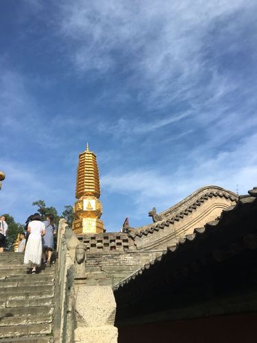 五台山天气适合穿什么衣服?今天五台山多少度-图1 五台山天气适合穿什么衣服?今天五台山多少度-图1