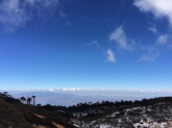 大理苍山海拔与温度?大理苍山顶温度多少钱-图3 大理苍山海拔与温度?大理苍山顶温度多少钱-图3