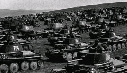 截至1942年6月底,德军在苏德战场的兵力达到多少?德国六月底多少度-图2 截至1942年6月底,德军在苏德战场的兵力达到多少?德国六月底多少度-图2
