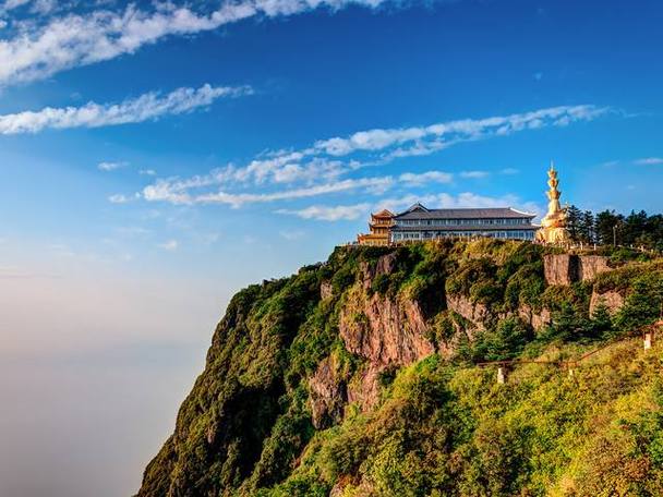 五月份去哪旅游好?五月份爬峨眉山穿多少-图1 五月份去哪旅游好?五月份爬峨眉山穿多少-图1