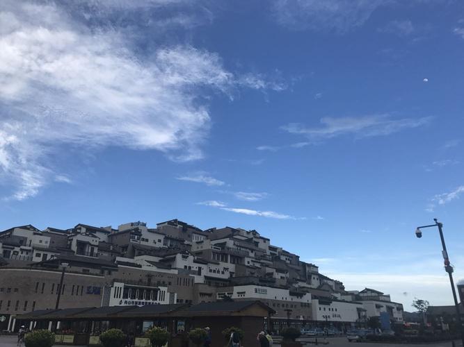 浙江舟山冬天气温怎么样，一般穿什么衣服衣服合适，用穿羽绒服吗？浙江省舟山市天气多少度-图3