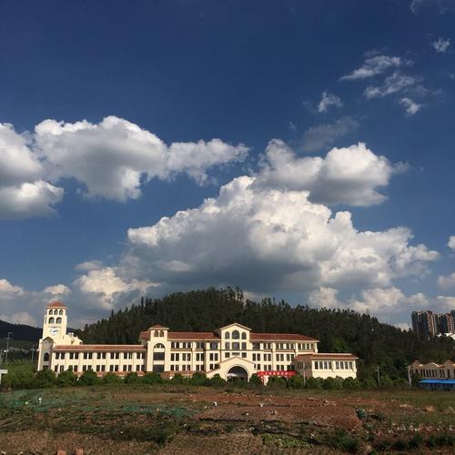 安宁夏天气候怎么样?昆明安宁夏天多少度-图3 安宁夏天气候怎么样?昆明安宁夏天多少度-图3