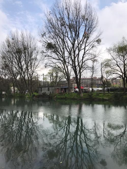 贵州省贵阳市花溪区8月14号下午是否会下雨?花溪天气多少度-图3 贵州省贵阳市花溪区8月14号下午是否会下雨?花溪天气多少度-图3
