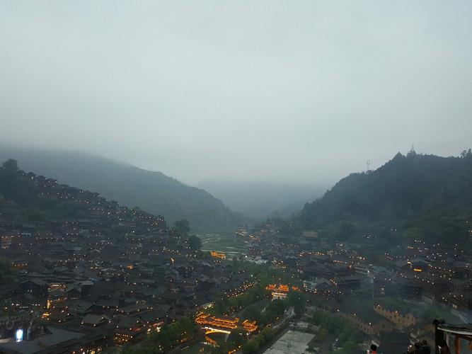 西江千户苗寨洪水在几月发生？西江千户苗寨天气多少度-图2