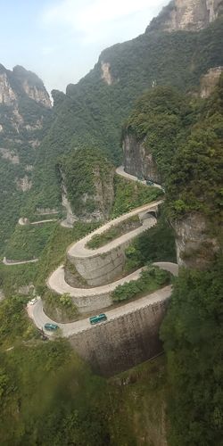 天门山坡度多少?天门山的天气是多少钱-图2 天门山坡度多少?天门山的天气是多少钱-图2