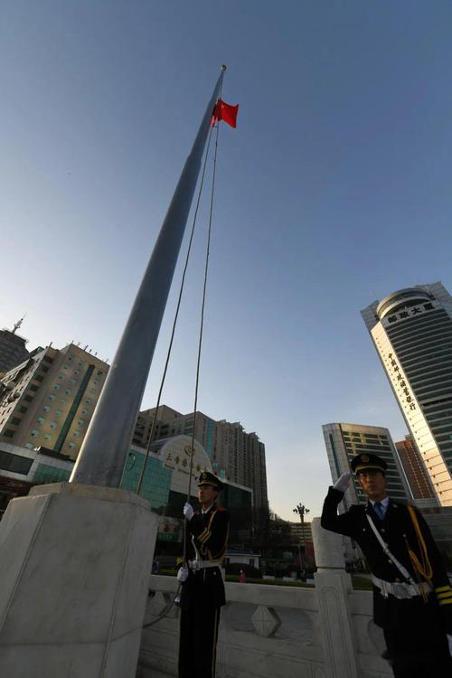 2021年太原五一广场升旗时间?太原五一的气温是多少-图2 2021年太原五一广场升旗时间?太原五一的气温是多少-图2