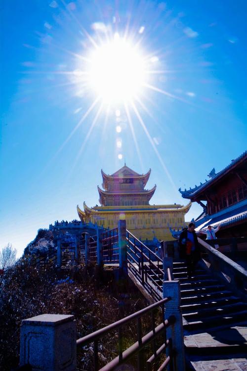 峨眉山金顶温度?今天峨眉山山顶温度多少-图3 峨眉山金顶温度?今天峨眉山山顶温度多少-图3