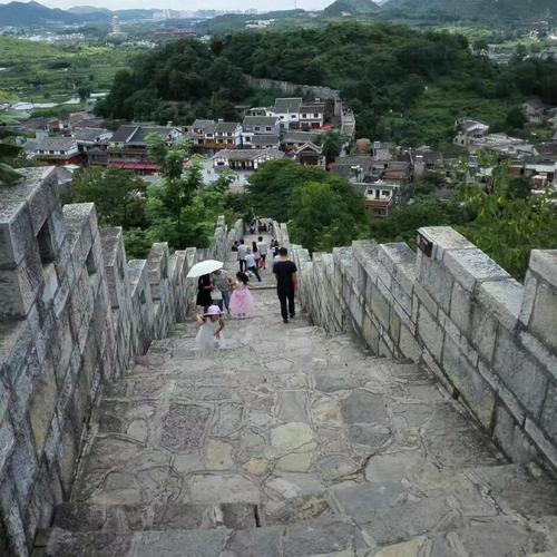 贵阳市到青岩古镇怎么走?贵阳到青岩古镇多少车程-图1 贵阳市到青岩古镇怎么走?贵阳到青岩古镇多少车程-图1