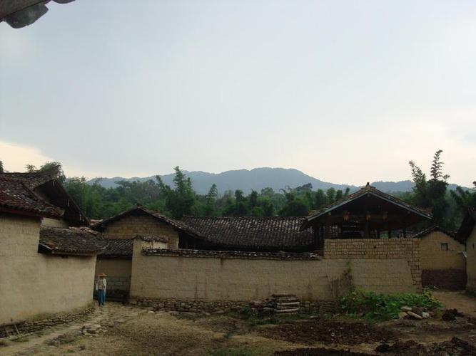 隆川有哪些旅游景点?陇川清平邮政编码是多少-图2 隆川有哪些旅游景点?陇川清平邮政编码是多少-图2