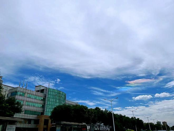 一朵彩云这样形容对吗?江陵降雨多少天一年-图1 一朵彩云这样形容对吗?江陵降雨多少天一年-图1