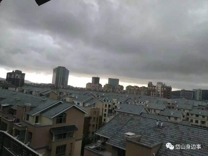 8到10级雷暴大风会吹倒大楼吗?雷暴大风的风力达到多少级破坏大-图2 8到10级雷暴大风会吹倒大楼吗?雷暴大风的风力达到多少级破坏大-图2