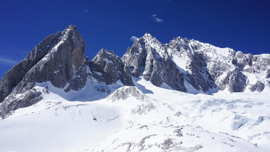 去玉龙雪山有高原反映吗?玉龙雪山海拔高度是多少米会有高原反应吗-图1 去玉龙雪山有高原反映吗?玉龙雪山海拔高度是多少米会有高原反应吗-图1