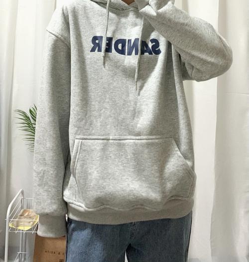 250克的秋冬卫衣够厚吗?穿厚衣服的秋天有多少天-图2 250克的秋冬卫衣够厚吗?穿厚衣服的秋天有多少天-图2