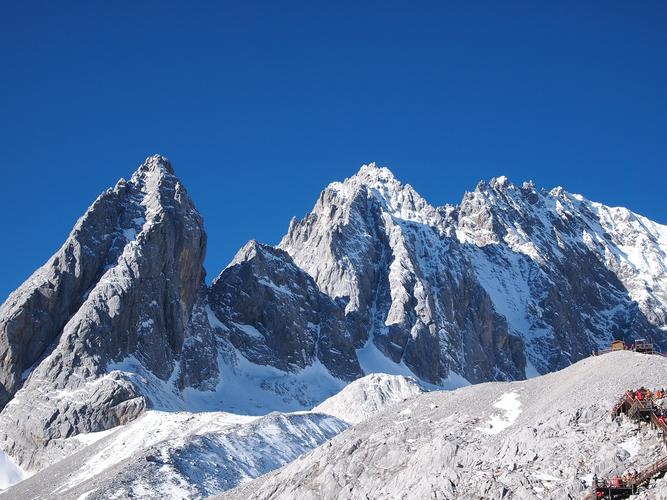 玉龙雪山12月份多少度?云南玉龙雪山顶最低温度多少-图3 玉龙雪山12月份多少度?云南玉龙雪山顶最低温度多少-图3