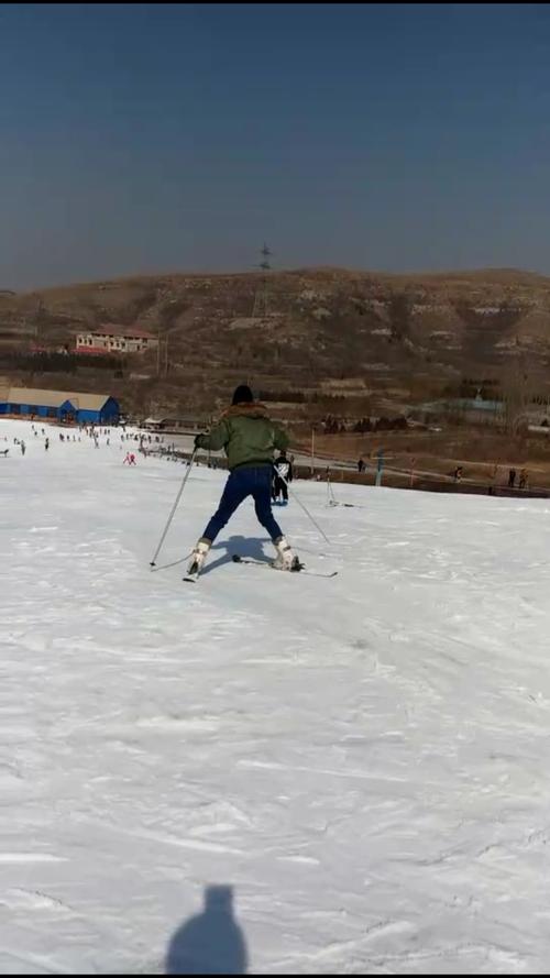 邯郸滑雪场十大排名?秦皇古道滑雪多少钱-图2 邯郸滑雪场十大排名?秦皇古道滑雪多少钱-图2