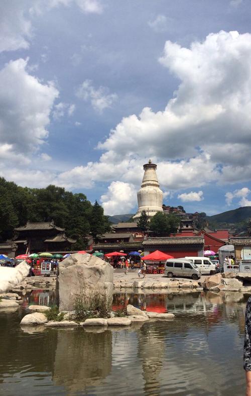 4月份去五台山冷不冷?五台山景区气温多少-图2 4月份去五台山冷不冷?五台山景区气温多少-图2
