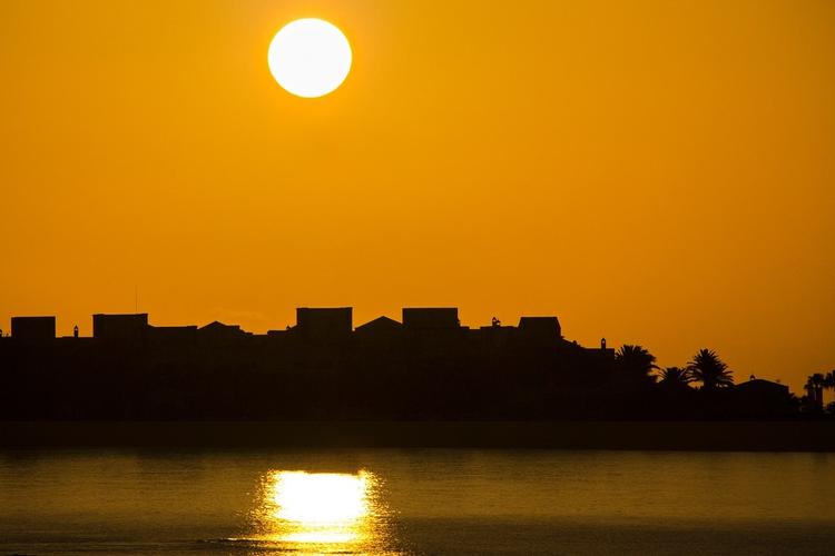 太阳几点出来??_城明天 日出多少?c-图2 太阳几点出来??_城明天 日出多少?c-图2