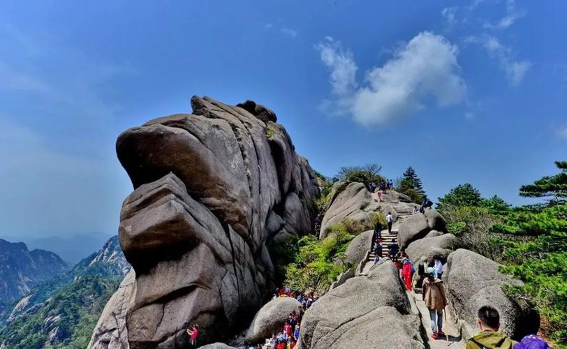 黄山风景区现在温度大约在几度?黄山温度多少时间-图3 黄山风景区现在温度大约在几度?黄山温度多少时间-图3