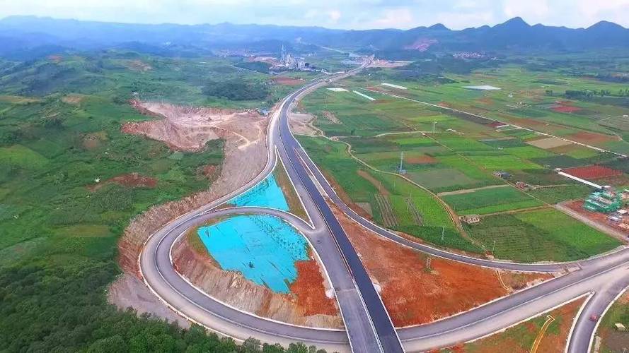 师丘高速公路设有哪些出口?丘北有多少镇-图2 师丘高速公路设有哪些出口?丘北有多少镇-图2