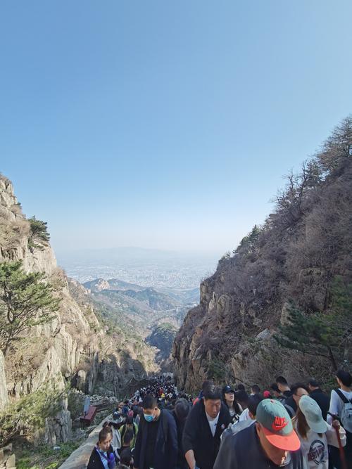 十一爬泰山说说?11月泰山上气温多少-图1 十一爬泰山说说?11月泰山上气温多少-图1