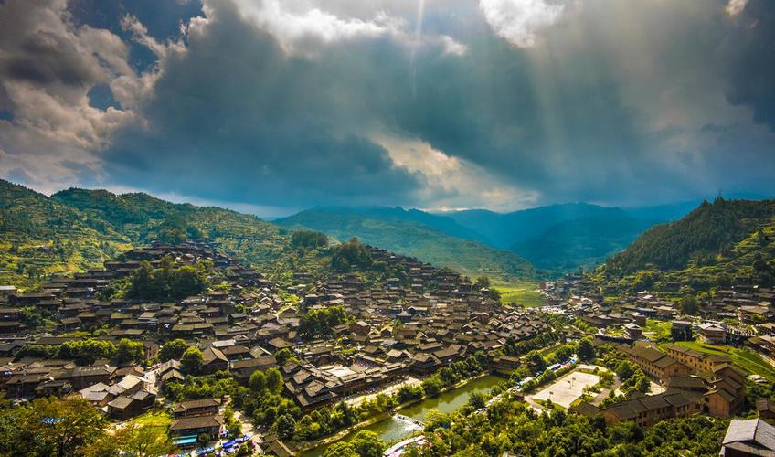 贵州省包含哪几个地级市?丹寨最低温度多少度-图1 贵州省包含哪几个地级市?丹寨最低温度多少度-图1