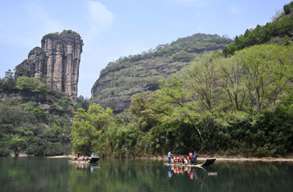 武夷山最佳旅游季节是几月?福建武夷山现在的温度是多少时间-图3 武夷山最佳旅游季节是几月?福建武夷山现在的温度是多少时间-图3