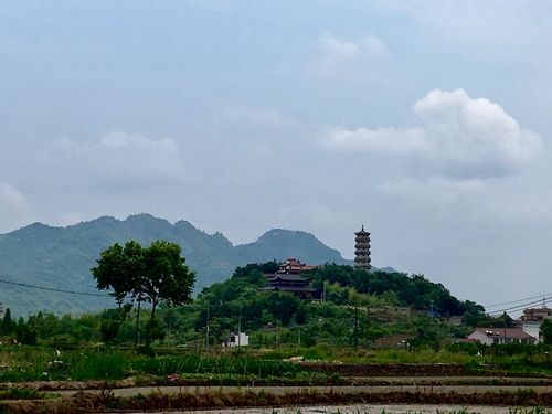 东阳市附近有哪些好玩的地方?长白到金华乡多少公里-图2 东阳市附近有哪些好玩的地方?长白到金华乡多少公里-图2