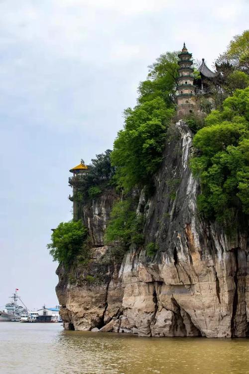 2021石钟山景区关闭了吗?彝良县钟鸣镇海拔多少米-图3 2021石钟山景区关闭了吗?彝良县钟鸣镇海拔多少米-图3