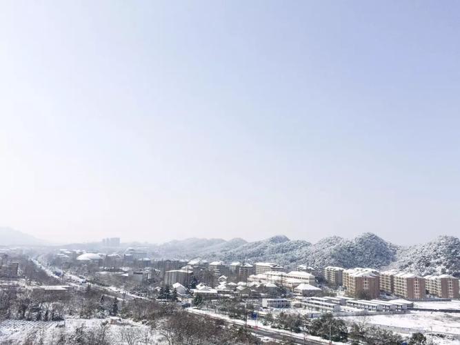 临安全年光照平均时间?杭州临安冬天最低气温多少度-图2 临安全年光照平均时间?杭州临安冬天最低气温多少度-图2