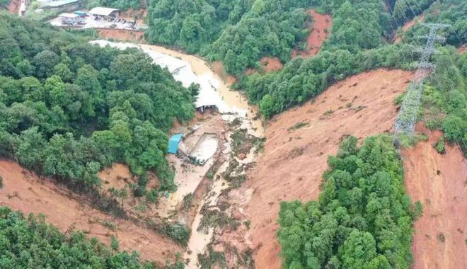 福建救援队有哪些?福建山体滑坡死多少人呢-图1 福建救援队有哪些?福建山体滑坡死多少人呢-图1
