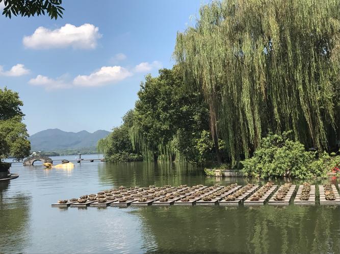西湖水量多少立方?西湖气温多少-图3 西湖水量多少立方?西湖气温多少-图3
