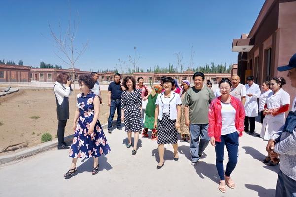 莎车县恰热克镇萨依巴格村西边的戈壁叫什么名字?莎车恰热克镇有多少人口-图2 莎车县恰热克镇萨依巴格村西边的戈壁叫什么名字?莎车恰热克镇有多少人口-图2