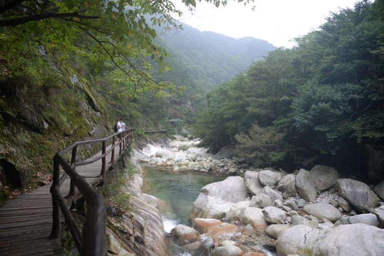 大别山峡谷风景区气候?湖北大别山夏天最热多少度-图1 大别山峡谷风景区气候?湖北大别山夏天最热多少度-图1