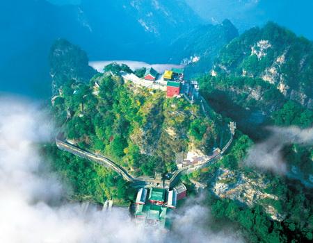 关于山的三个字旅游景点?武当山到安庆多少公里-图1 关于山的三个字旅游景点?武当山到安庆多少公里-图1