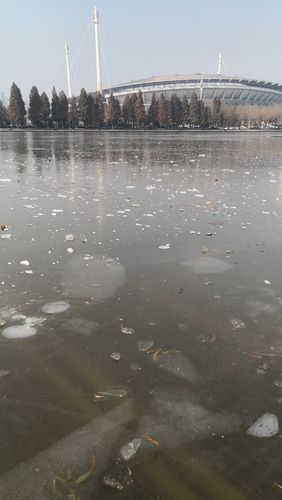 气温多少度水会结冰?多少度天气会结冰-图2 气温多少度水会结冰?多少度天气会结冰-图2