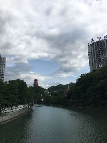 贵州省哪个城市最适合人居住?遵义湄潭明天气温多少度-图3 贵州省哪个城市最适合人居住?遵义湄潭明天气温多少度-图3
