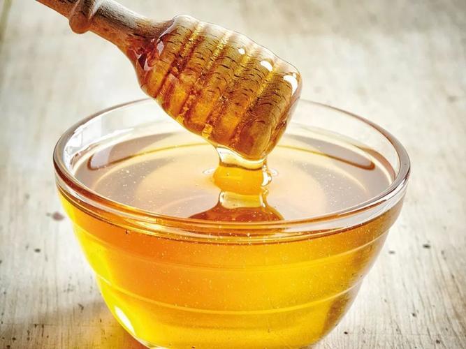 冬季的蜂蜜好还是夏季的蜂蜜好?天气冷了多少个才可以吃蜂蜜-图1 冬季的蜂蜜好还是夏季的蜂蜜好?天气冷了多少个才可以吃蜂蜜-图1