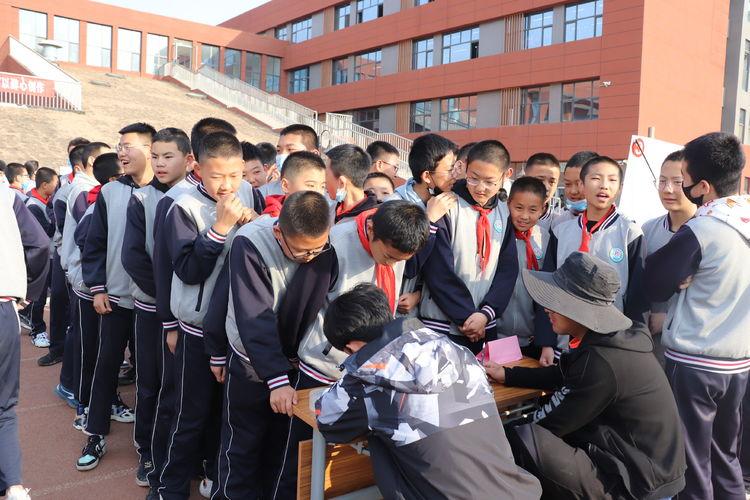 银川中学冬季下午几点放学?银川白天最冷的时候多少度-图2 银川中学冬季下午几点放学?银川白天最冷的时候多少度-图2