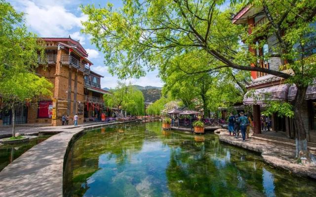 云南丽江古城平均气温多少度?现云南丽江温度是多少时间-图3 云南丽江古城平均气温多少度?现云南丽江温度是多少时间-图3