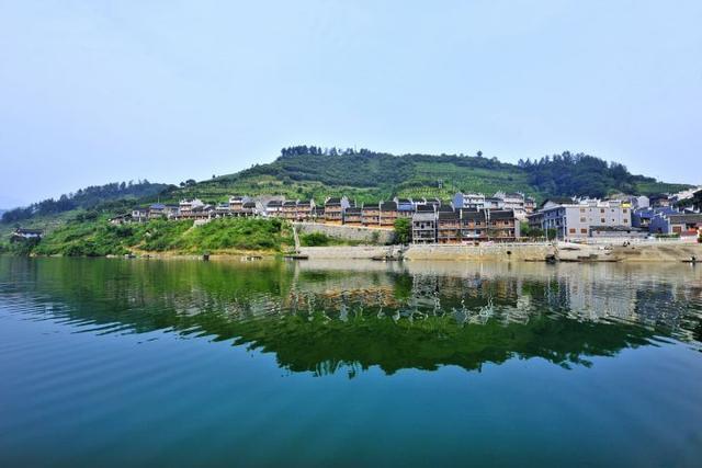重庆秀山有什么好玩的地方?酉阳大溪镇海拔多少-图2 重庆秀山有什么好玩的地方?酉阳大溪镇海拔多少-图2