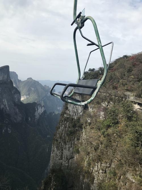张家界天门山索道缆车热吗?天门山今天多少温度-图3 张家界天门山索道缆车热吗?天门山今天多少温度-图3