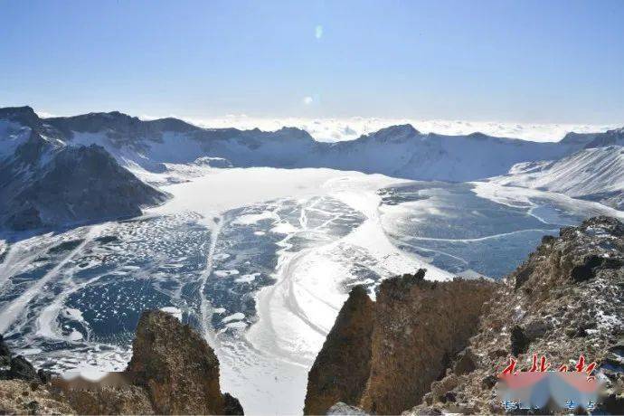 长白山天池开冰时间?6月中旬长白山多少度-图2 长白山天池开冰时间?6月中旬长白山多少度-图2