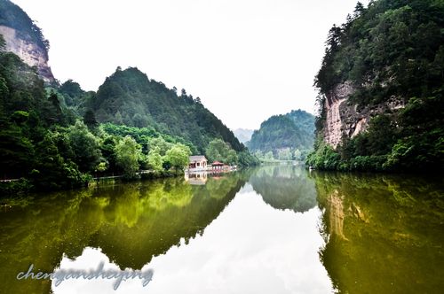 天水火车站到仙人崖，搭什么车，多少钱？天水仙人崖多少时间-图1