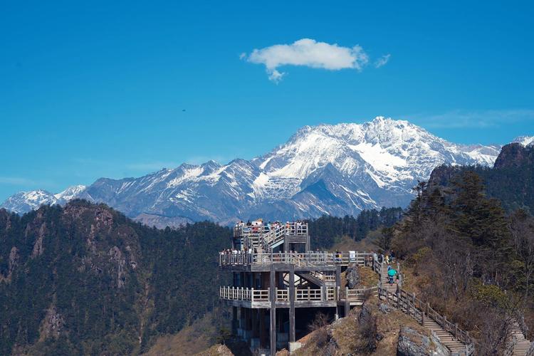 西岭雪山避暑包吃住价格?3月西岭雪山温度多少-图3 西岭雪山避暑包吃住价格?3月西岭雪山温度多少-图3