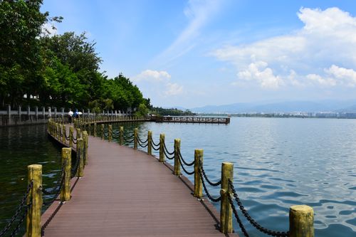 四川各地市的面积谁知道啊?广安西昌邛海多少公里-图3 四川各地市的面积谁知道啊?广安西昌邛海多少公里-图3