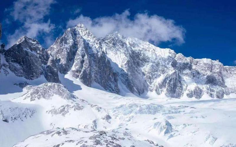 玉龙雪山温度是多少度?玉龙雪山上面气温多少-图3 玉龙雪山温度是多少度?玉龙雪山上面气温多少-图3